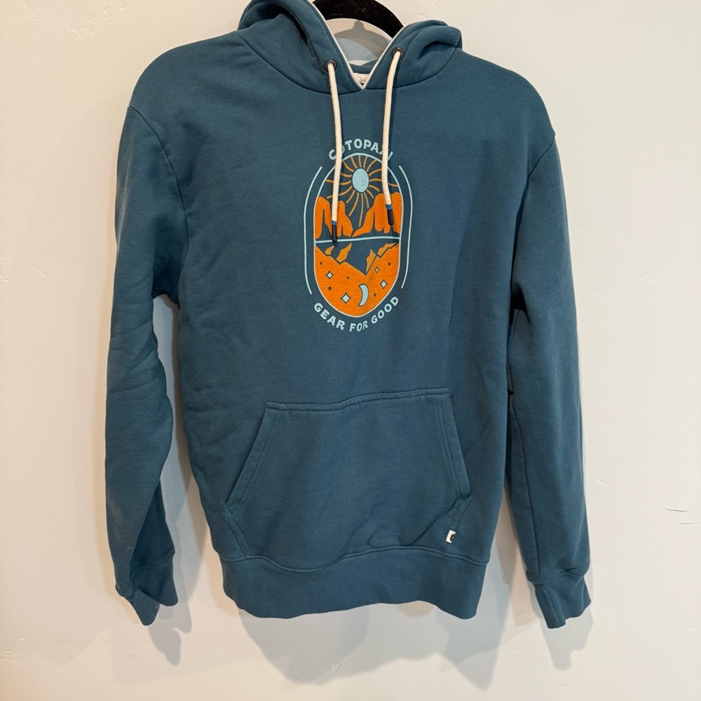 Cotopaxi Blue Day and Night Organic Cotton Hoodie Men’s size Medium Outdoor